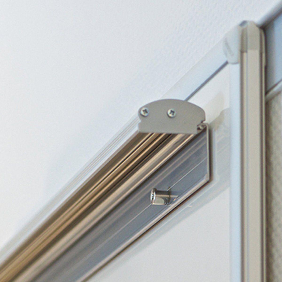 Pro-Serie | Flipchart-Blockhalterung für Tafeln der Pro-Serie